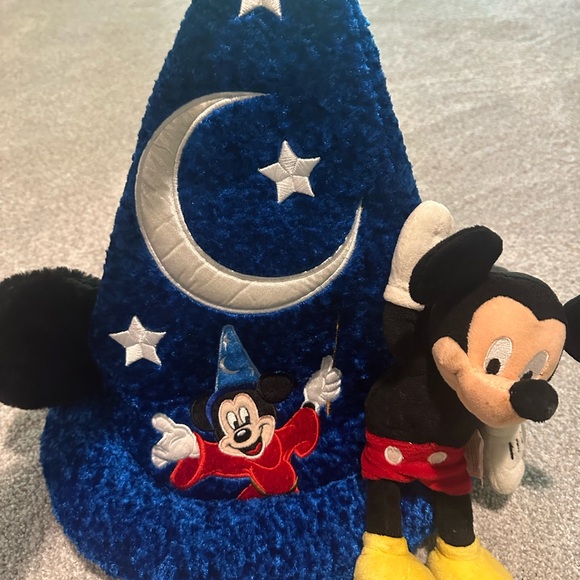 Disney Blue and Red Sorcerer Hat with Mickey Plush - Picture 1 of 1